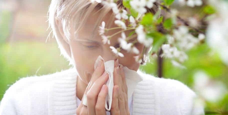 Top 5 eenvoudige tips om pollenallergie te voorkomen en volop van het buitenleven te genieten